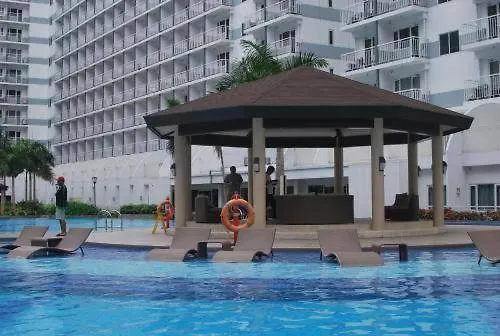 Shell C14 Near Mall Of - Airport Apartment *
