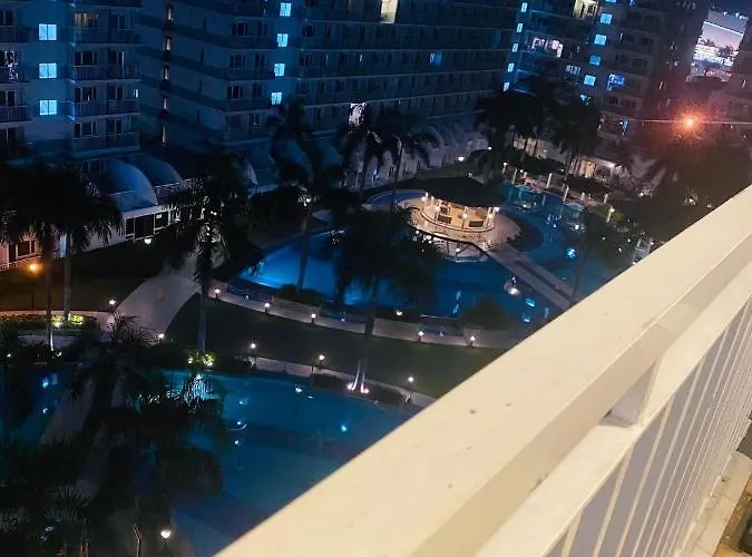 Shell C14 Near Mall Of - Airport Apartment *